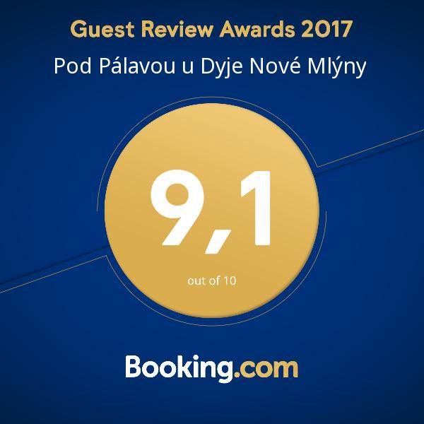 U Novomlynske Nadrze Hotel Nove Mlyny Екстериор снимка